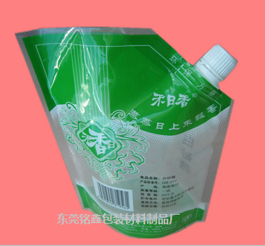 吸嘴自立袋,東莞吸嘴自立袋,東莞銘鑫包裝材料制品廠(chǎng)