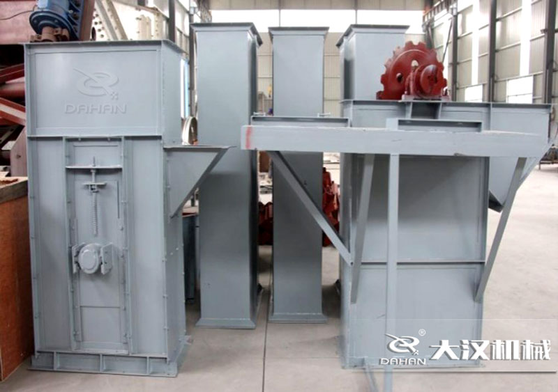 板鏈斗式提升機(jī) 板鏈斗式提升機(jī)